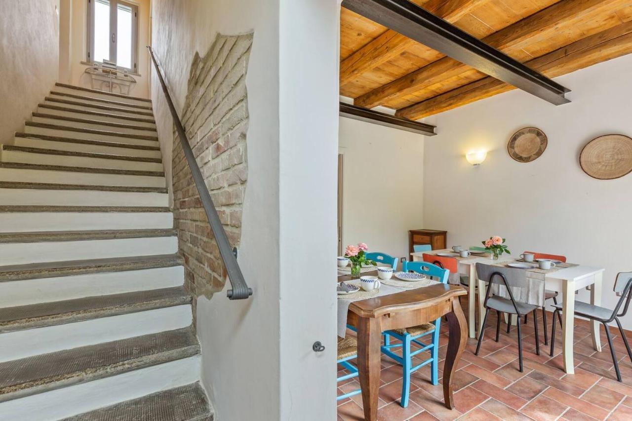Grande Villa Storica Per Vacanze Con Giardino Privato E Piscina Ostra Dış mekan fotoğraf