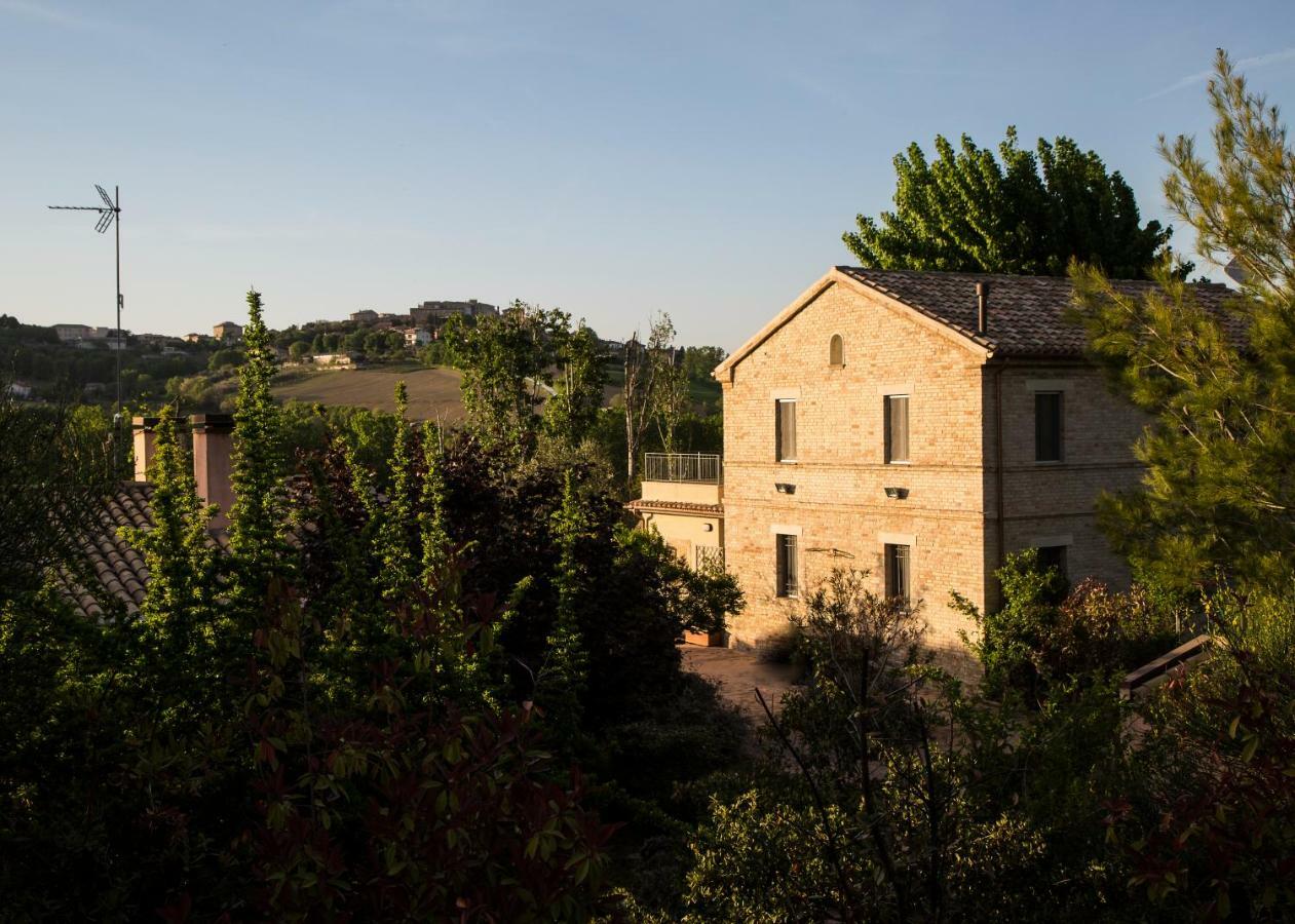 Grande Villa Storica Per Vacanze Con Giardino Privato E Piscina Ostra Dış mekan fotoğraf