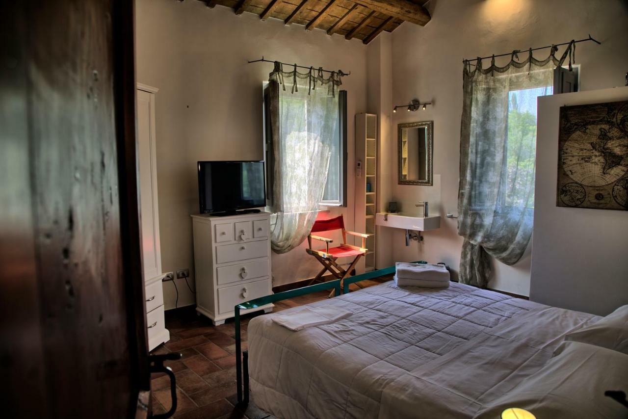 Grande Villa Storica Per Vacanze Con Giardino Privato E Piscina Ostra Dış mekan fotoğraf