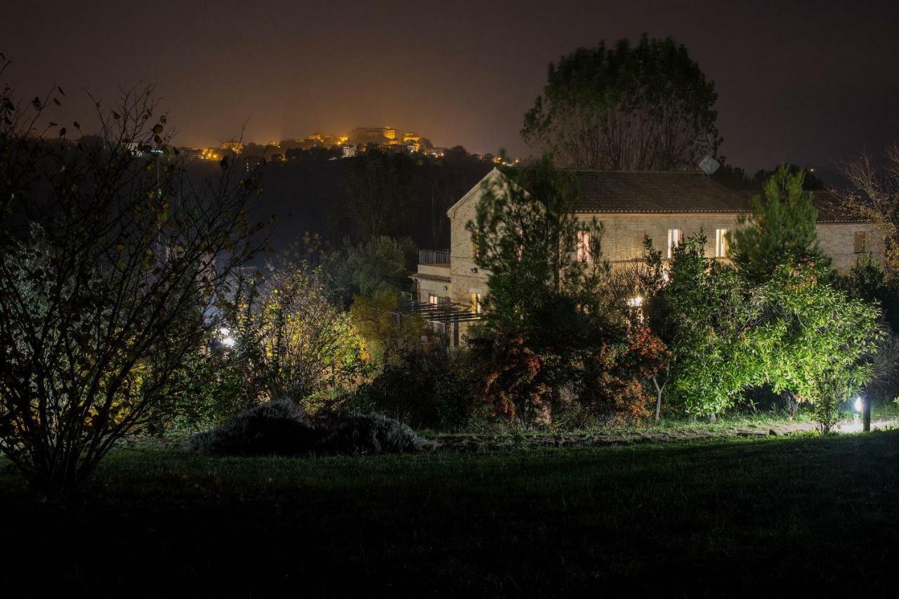 Grande Villa Storica Per Vacanze Con Giardino Privato E Piscina Ostra Dış mekan fotoğraf