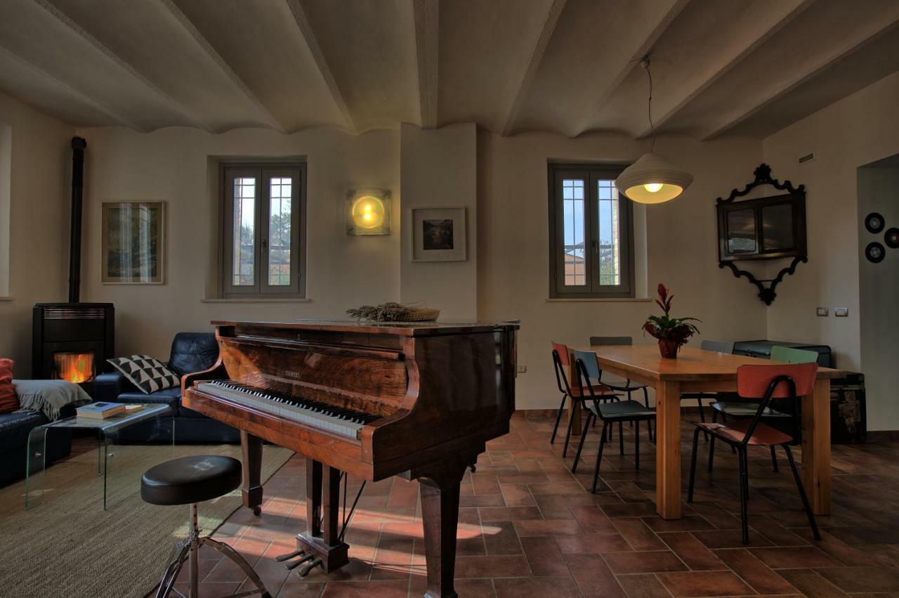 Grande Villa Storica Per Vacanze Con Giardino Privato E Piscina Ostra Dış mekan fotoğraf